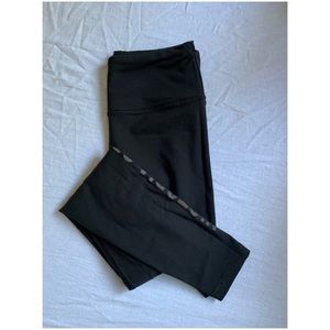 Victoria’s sport leggings